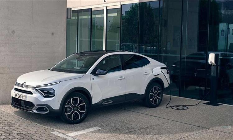 عکس خودرو سیتروئن C4 X معرفی شد